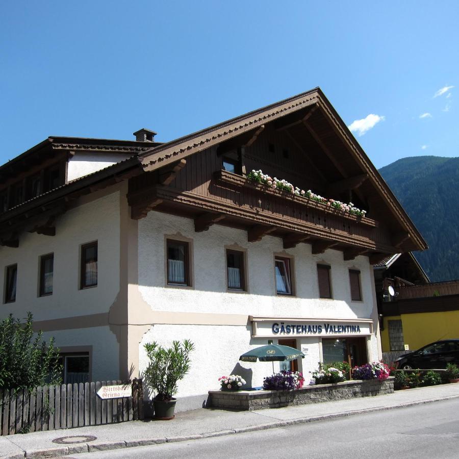Gaestehaus Valentina Mayrhofen Buitenkant foto